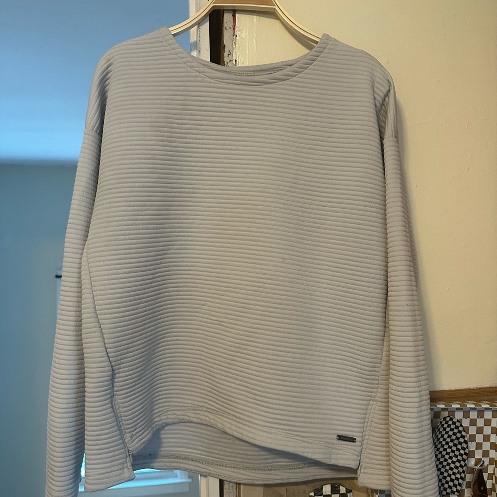 Mondetta Light Gray Ribbed Crew Neck Sweater